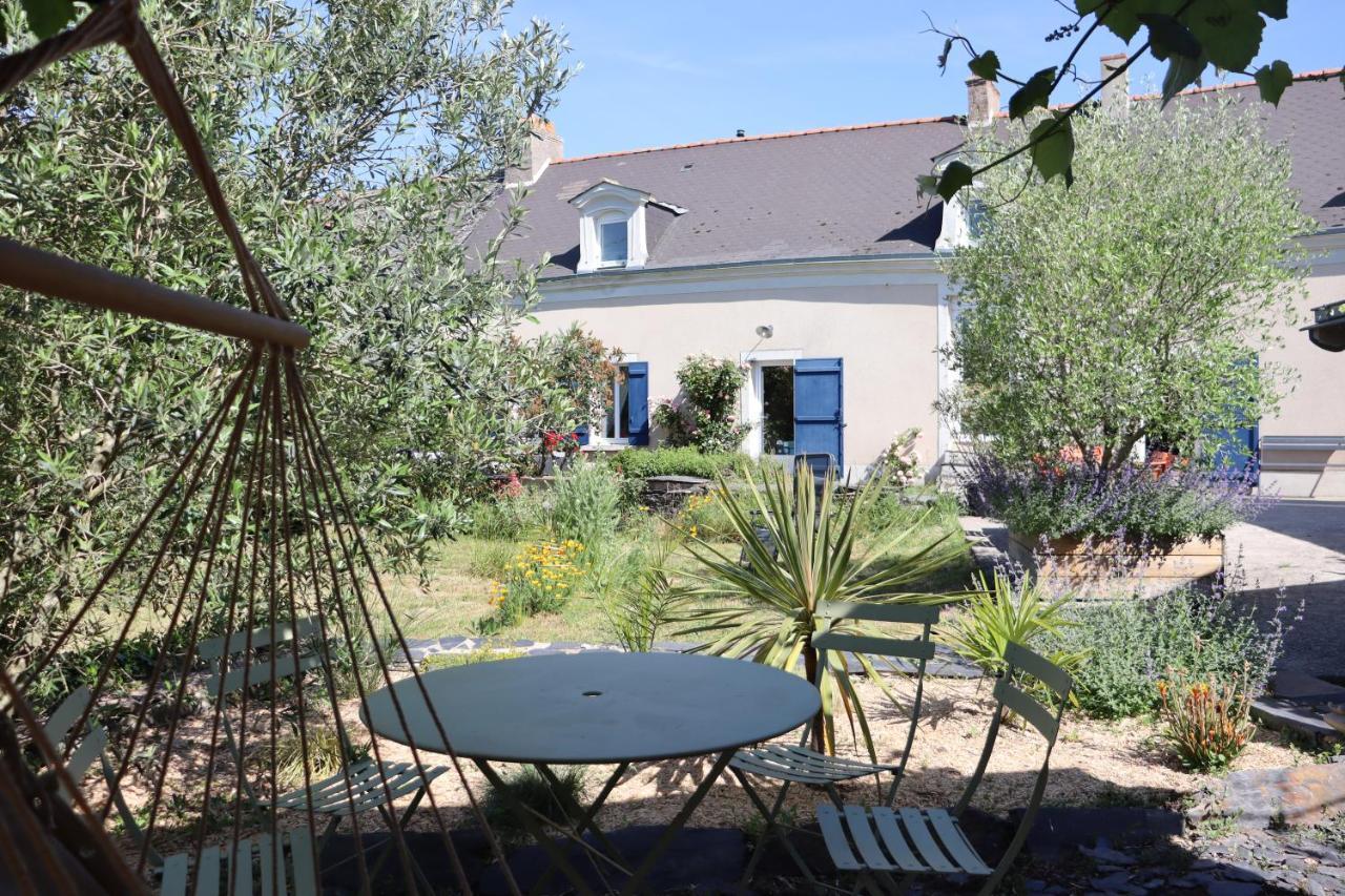 La Petite Boire - Chambres D'Hotes Pres D'Angers Murs-Erigne Exterior photo